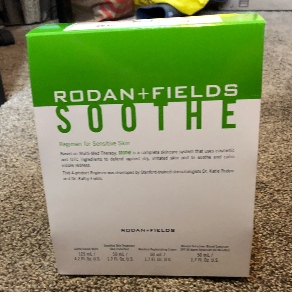 Rodan & Fields BRAND NEW IN BOX Soothe Regimen